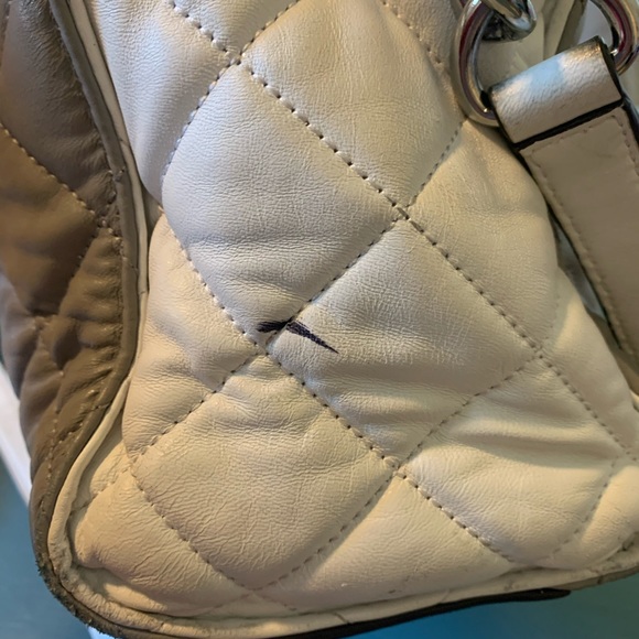 BEAUTIFUL Michael Kors Satchel - Picture 4 of 6